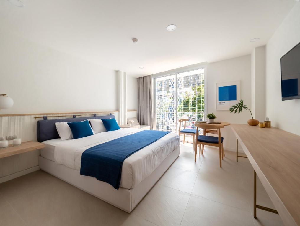 ブルー395 (Blu395)