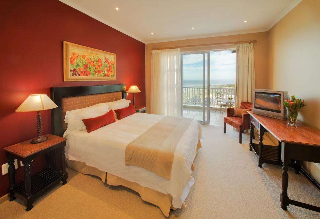 Pinnacle Point Beach & Golf - Penthouse & Villa photo