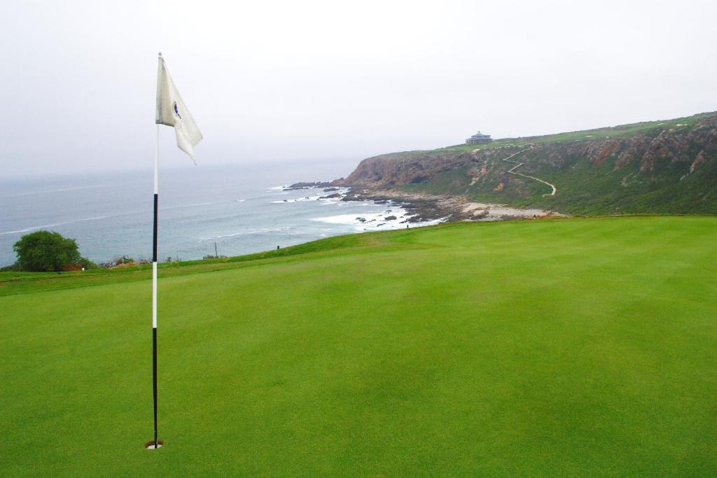Pinnacle Point Beach & Golf - Penthouse & Villa photo
