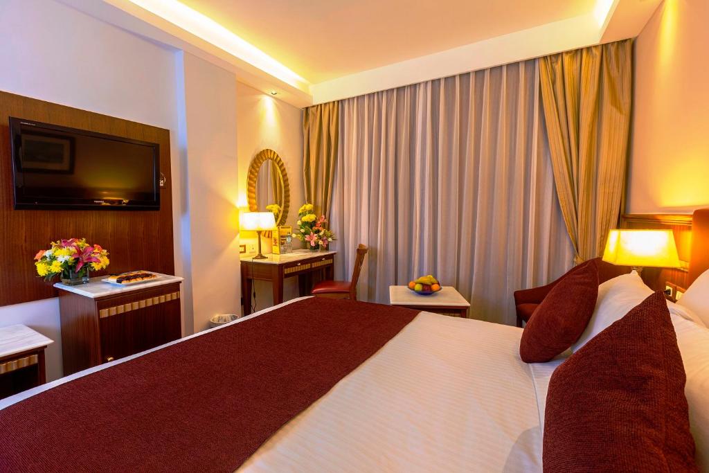 Golden Tulip Flamenco Hotel Cairo photo