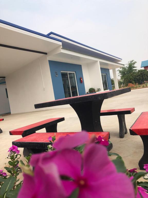 SiRi Resort — Hotel in Mahasarakham
