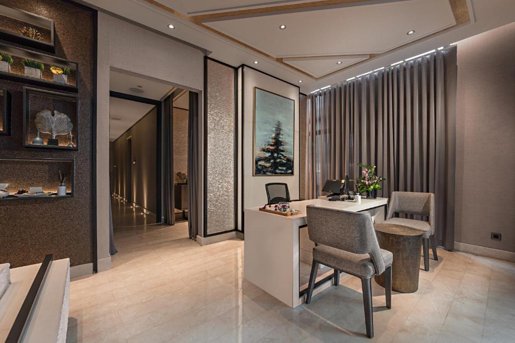 Massage, dusitD2 Davao in Davao City