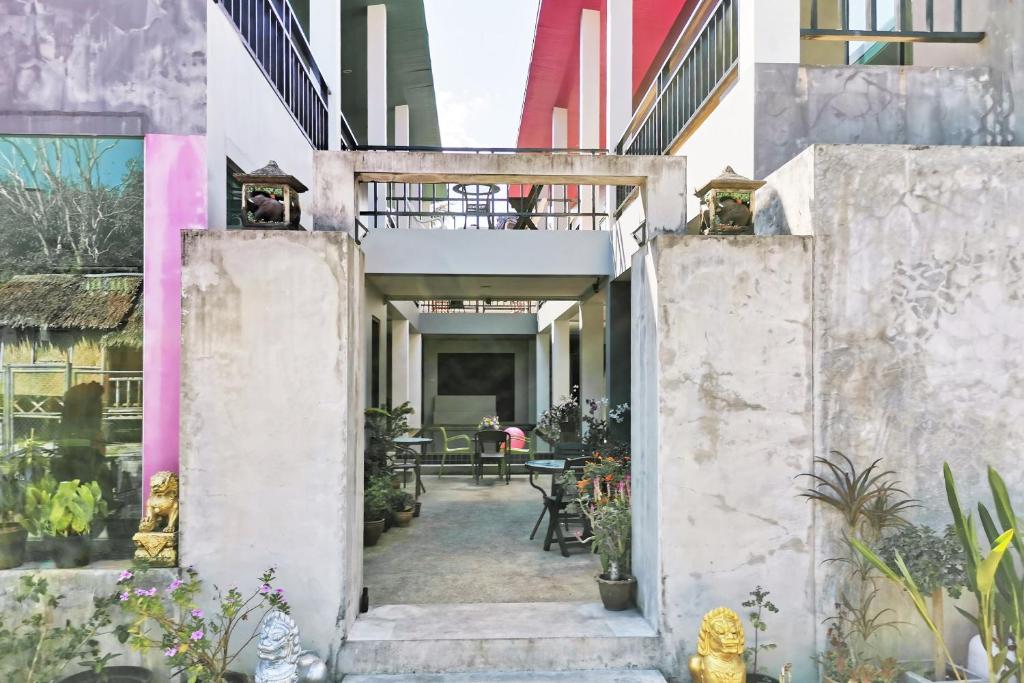 Entrance, Tina Boutique Resort in Phuket