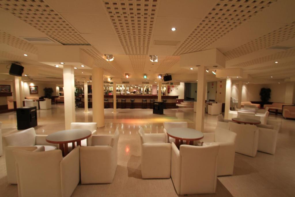 Hotel Garbi Park & AquaSplash — Lloret de Mar, Catalonia