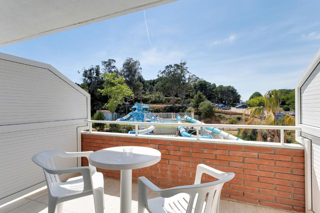 Hotel Gran Garbi Mar & AquaSplash — Attractions for children in Lloret de Mar, Catalonia