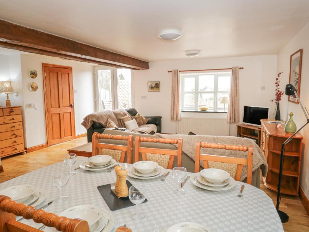 Bleng Barn Cottage, Gosforth photo 3