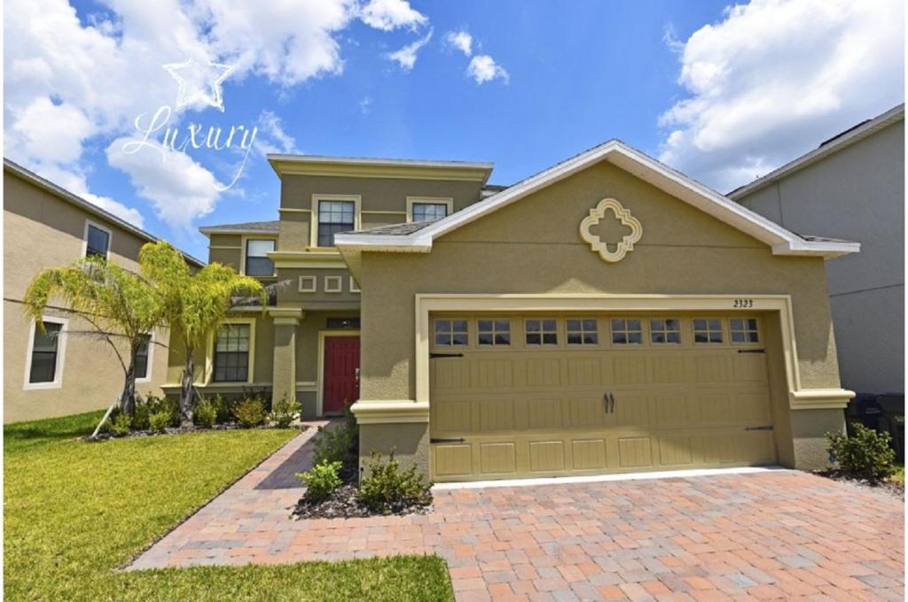 Five-Bedroom Pool Home Kissimmee — Hotel in Orlando (FL)