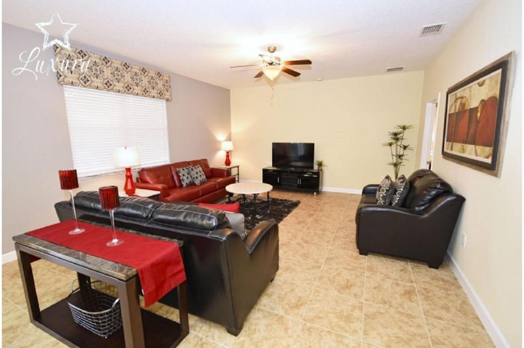 Five-Bedroom Pool Home Kissimmee photo