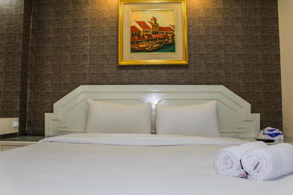 Minimalist Studio Apartment with City View at M-Town Residence By Travelio, Tangerang