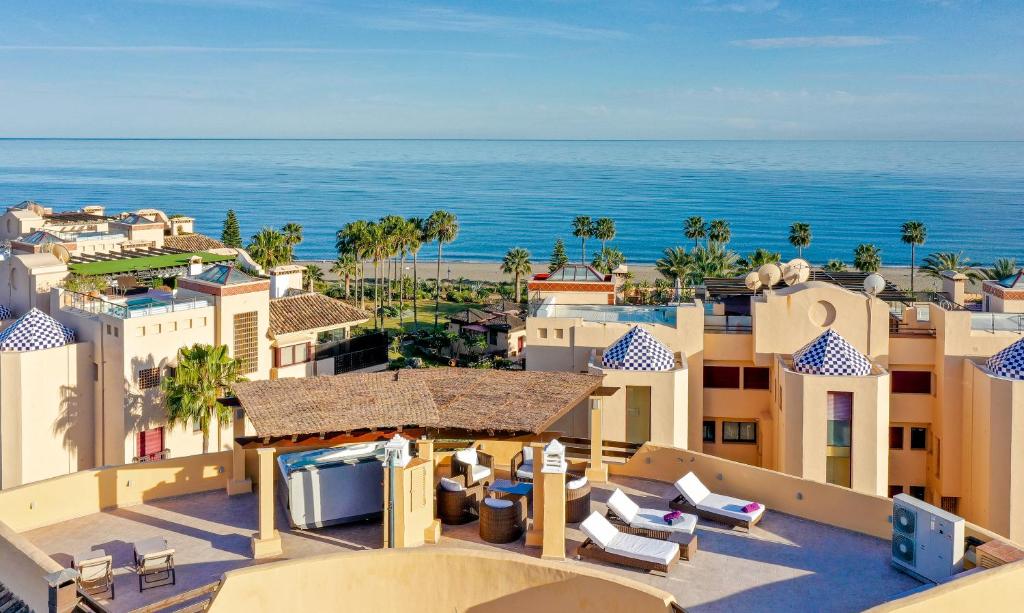 Bellavista Marbella - Stunning Beachside Luxury Penthouse Apartment - 4