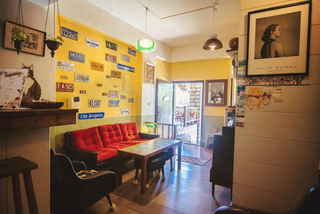 Seville Countrified B&B, Chua-lien