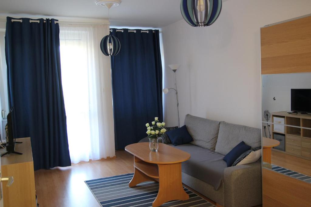 Apartment with swing — Hotel in Hévíz
