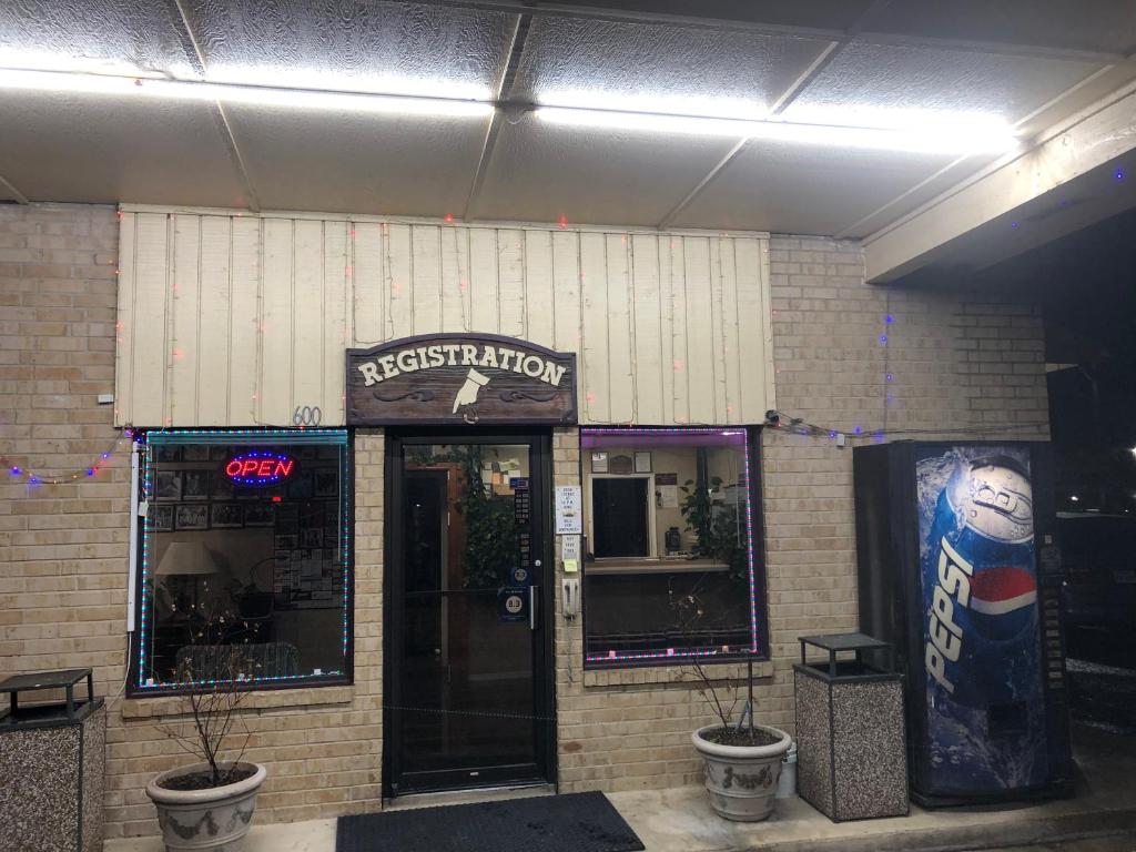Inn at Mexia photo