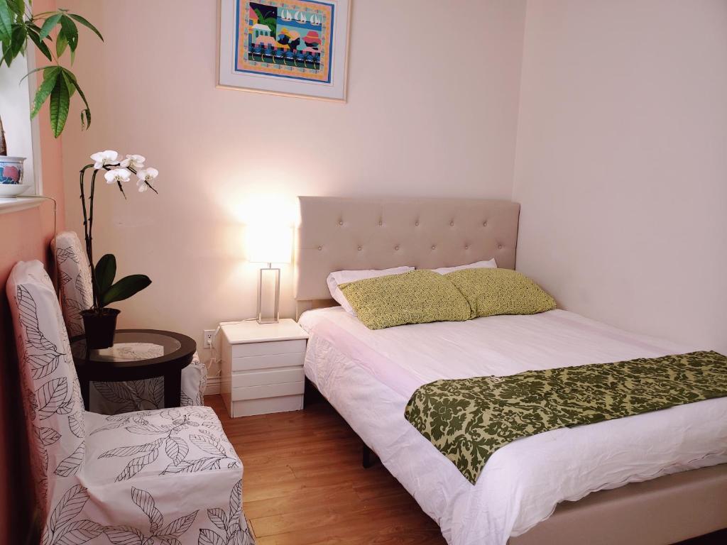 Lisa’s lovely little house photo