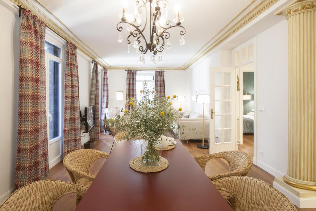 Bare by Oldtown SS Apartments, San Sebastián