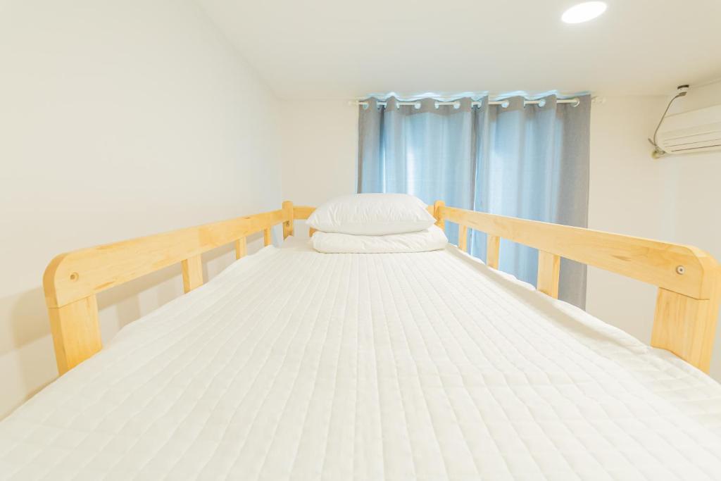 James Blue Hostel photo