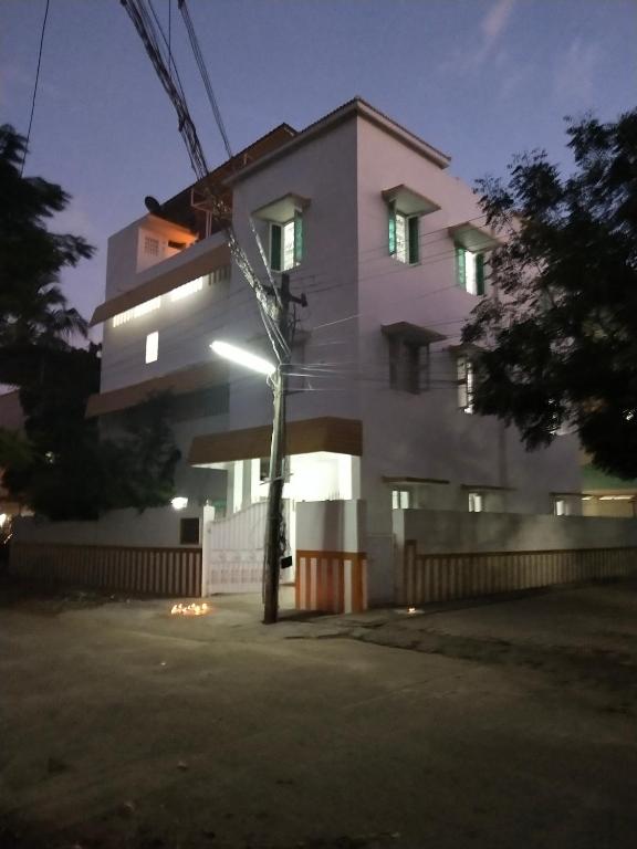 Mayurapriya Inn photo