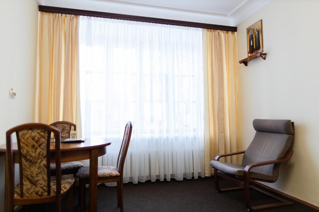 The Old Lavry Hotel photo