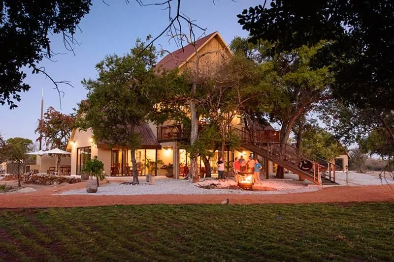 Callies Game Lodge Safaris, hotel in Tsumeb