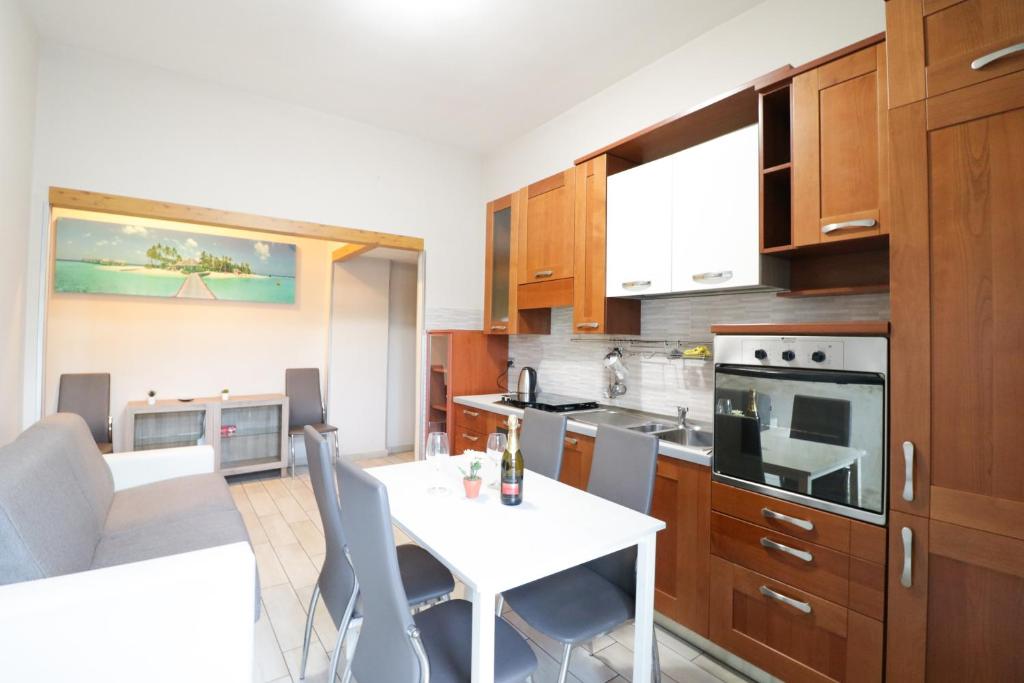 Romanina Apartments photo