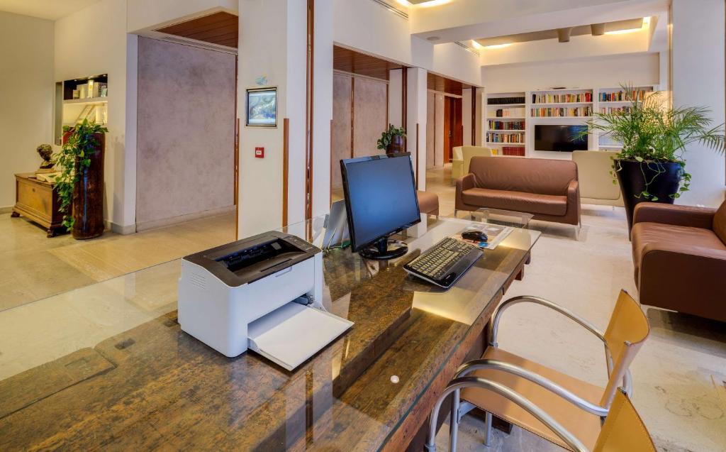 Business center