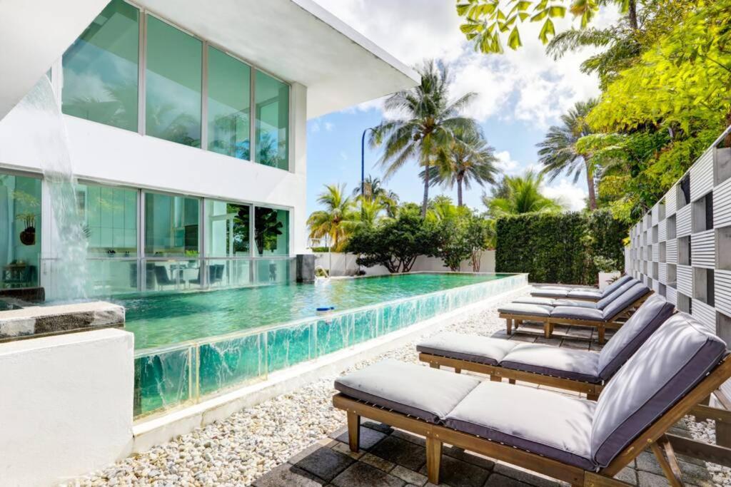 Villas in Golden Beach, USA price from 3417, reviews of Hotels