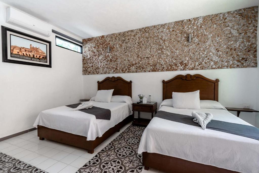 Hotel Colonial Zaci by GuruHotel photo