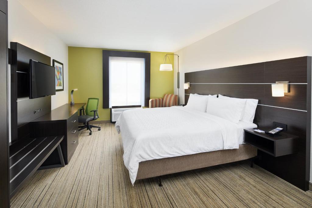 Holiday Inn Express Hotel & Suites Port Richey photo