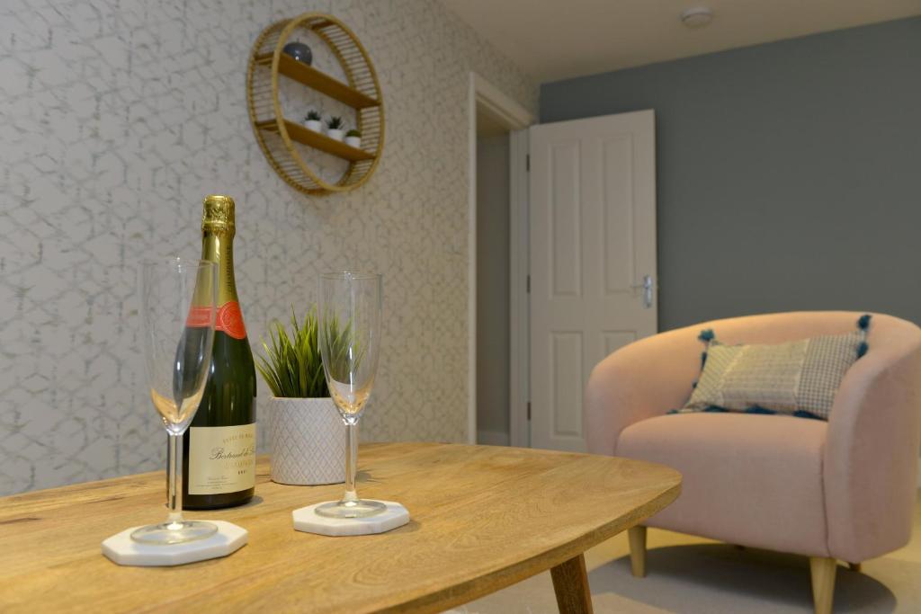 10A Ruston Chambers Free parking, Luxury 2 bedroom city center apartment, St Ives