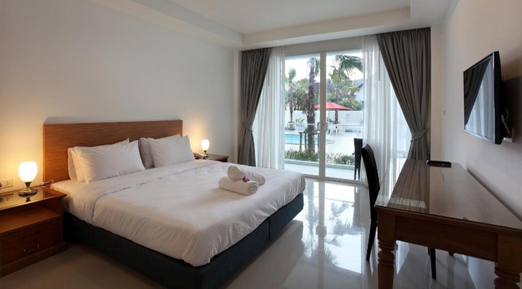 Clear House Resort photo