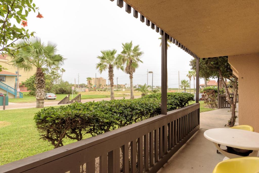 Tiki 158, South Padre Island