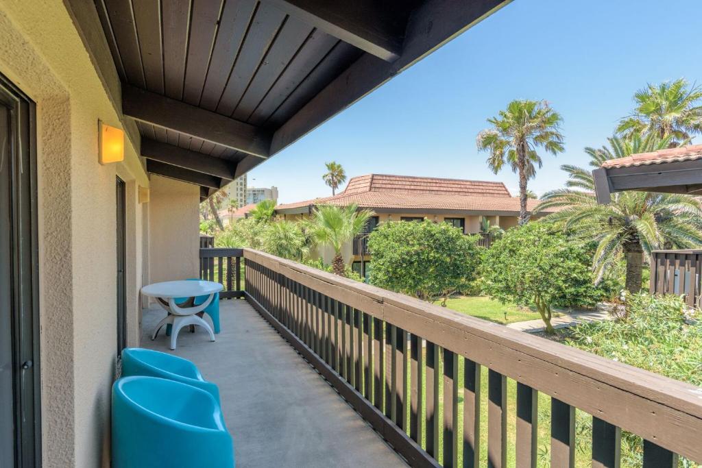 Tiki 219, South Padre Island