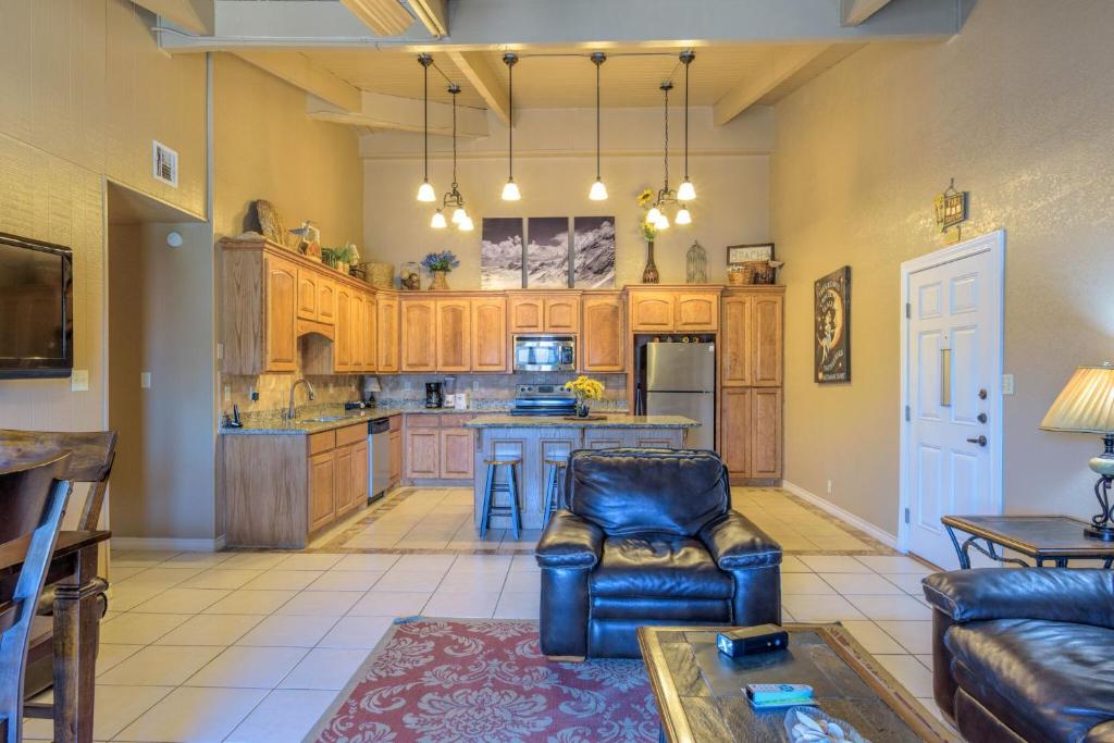 Tiki 243, South Padre Island