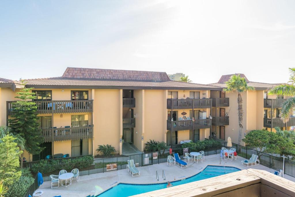 Tiki 327, South Padre Island