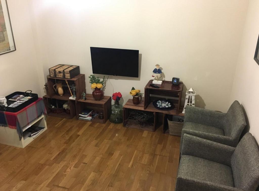 Cálida Vivienda Turística Céntrica junto al Funicular y Metro - 3