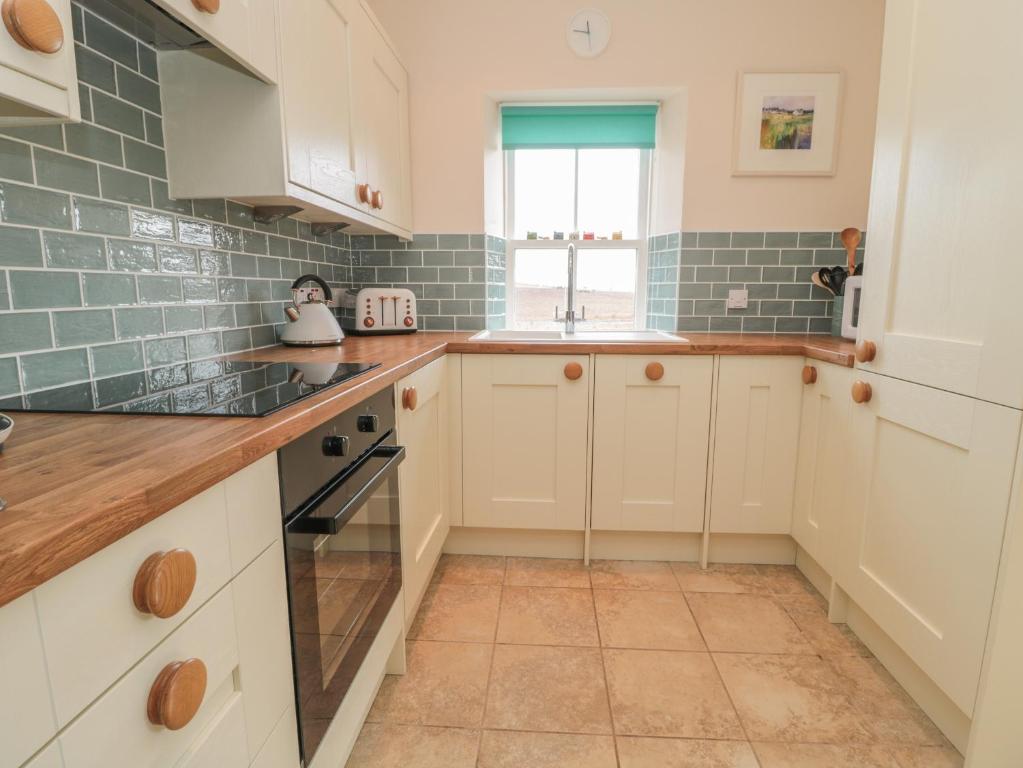 Adams House, Coldingham photo 6