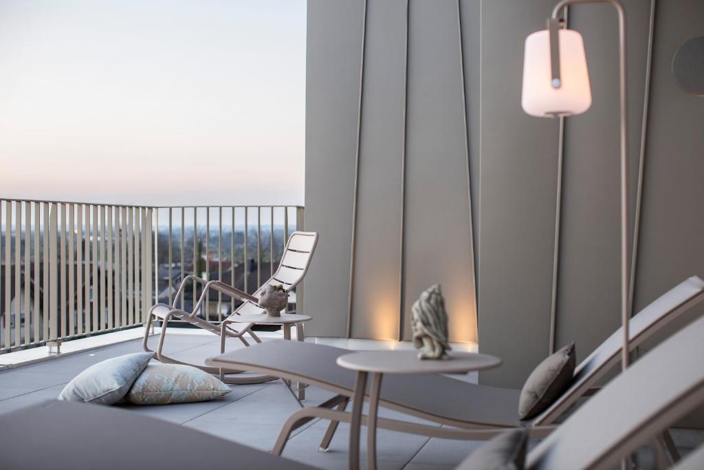 ระเบียง/ชานเรือน