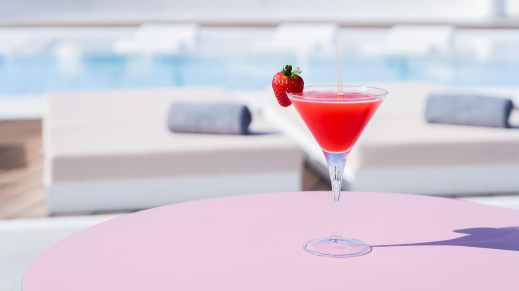 CalaLanzarote Suites Hotel - Adults Only — Restaurant & bars in Playa Blanca, Canary Islands