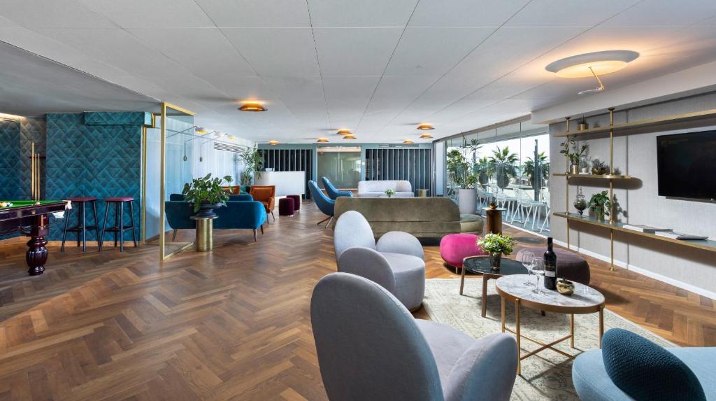 Crowne Plaza Tel Aviv Beach Photo 23