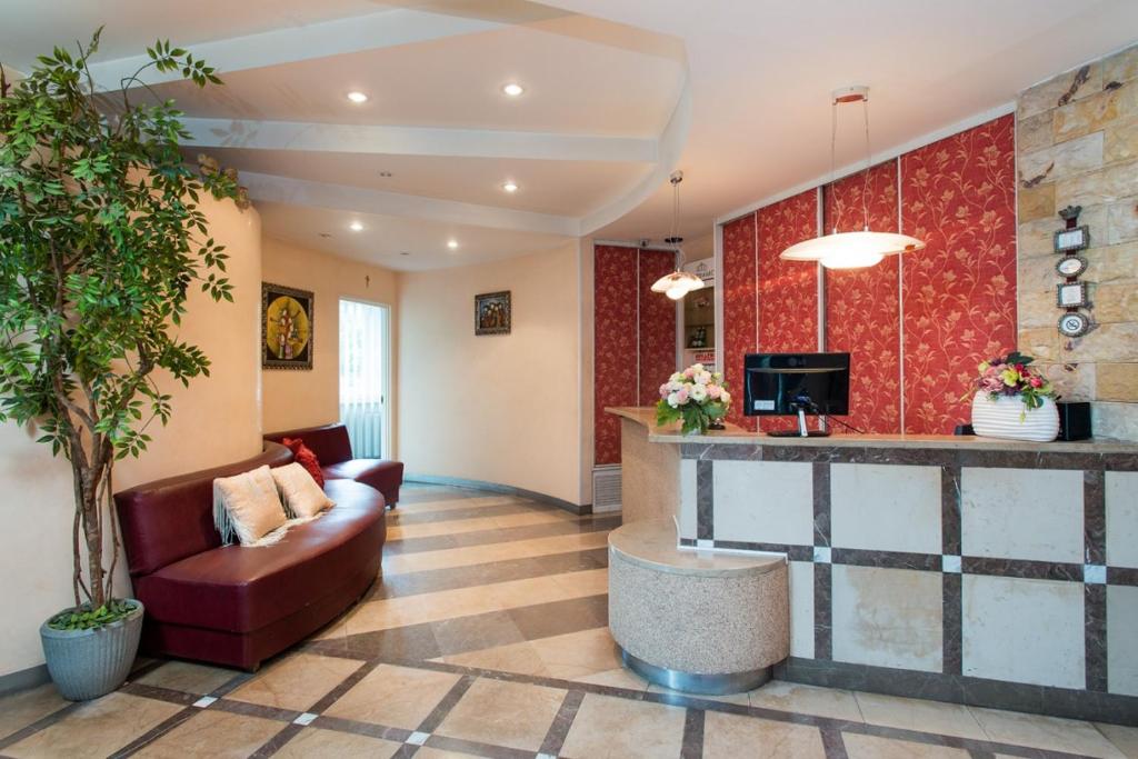 West Room & Restaurant photo