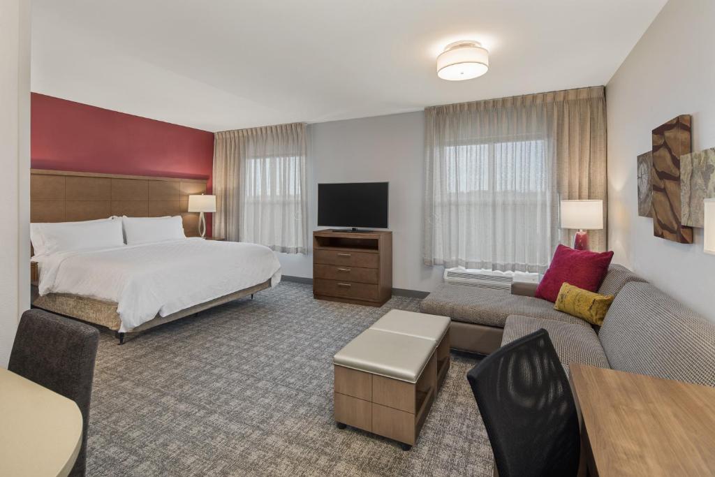 Staybridge Suites Florence - Civic Center photo