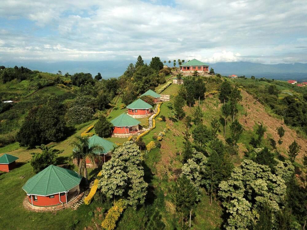 Top of The World Lodge, Kikangala
