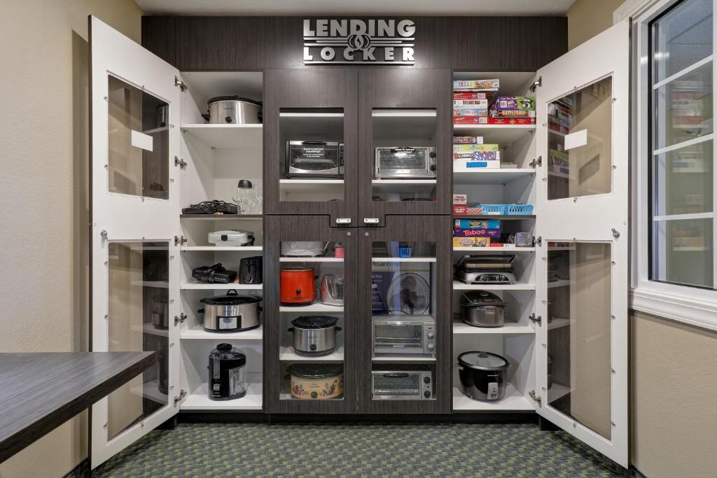 Candlewood Suites Indianapolis - South photo
