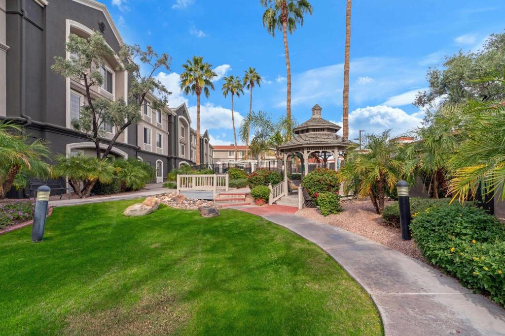 La Quinta by Wyndham Phoenix Scottsdale
