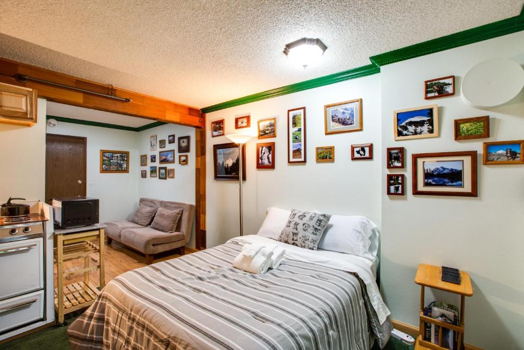 64sll Economical Sleeps 2 Pets Ok Condo In Glacierwashington State Reviews Prices Planet Of Hotels