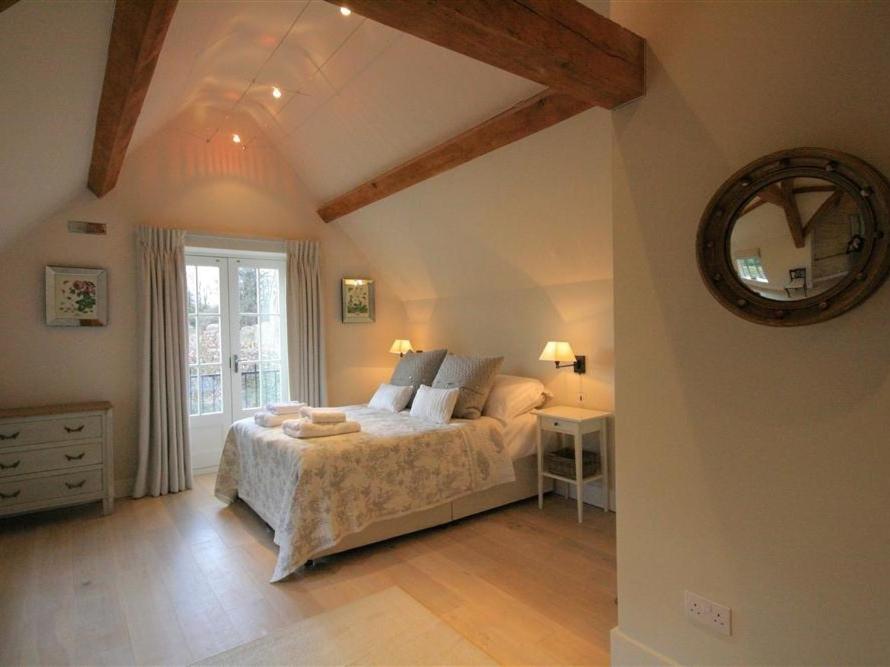 Hillside Cottage, Swinbrook photo 8