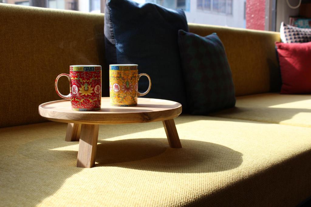 Shared lounge/TV area