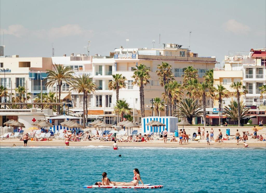 Hotel Miramar photo