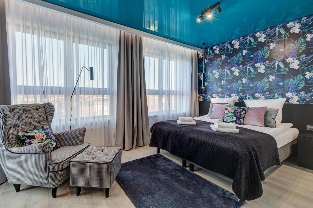 Penthouse Grey Apartment with Billiards