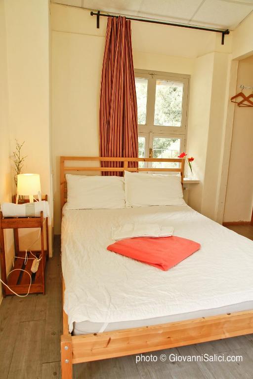 Lake Como Peace Lodge - Casa della Pace photo